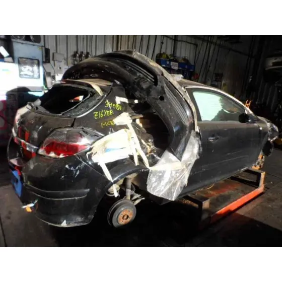 OPEL ASTRA GTC '2006 1.6 16V NEGRO