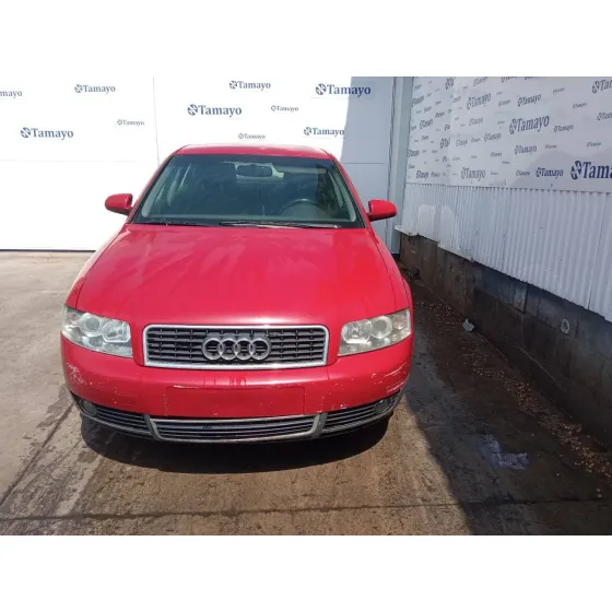 AUDI A4 BERLINA (8E) '2001 1.9 TDI ROJO