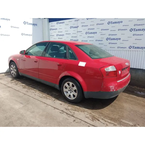 AUDI A4 BERLINA (8E) '2001 1.9 TDI ROJO
