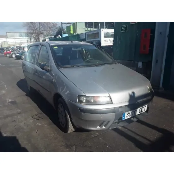 FIAT PUNTO BERLINA (188) '2002 1.2 8V ACTIVE PLATA