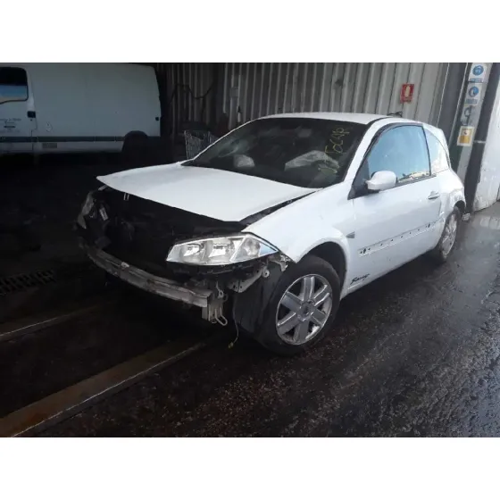 RENAULT MEGANE II BERLINA 5P '2003 1.9 DCI DIESEL BLANCO