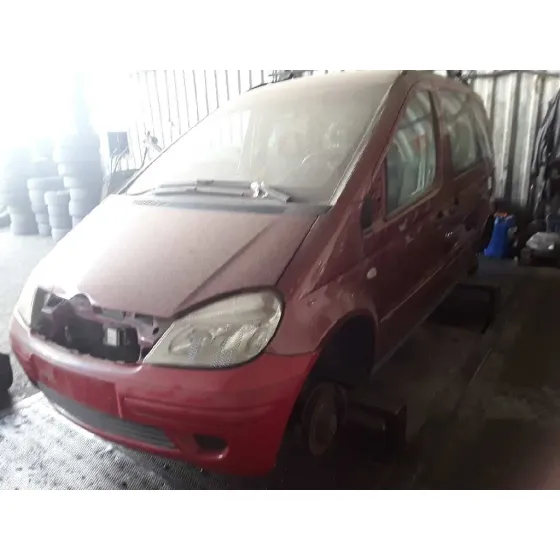 MERCEDES VANEO (W414) FURGONETA COMPACTA '2004 * GRANATE