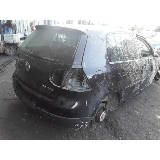 VOLKSWAGEN GOLF V BERLINA (1K1) '2004 2.0 TDI NEGRO