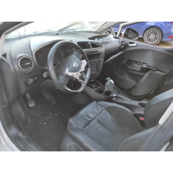 SEAT LEON (1P1) '2012 2.0 TDI BLANCO