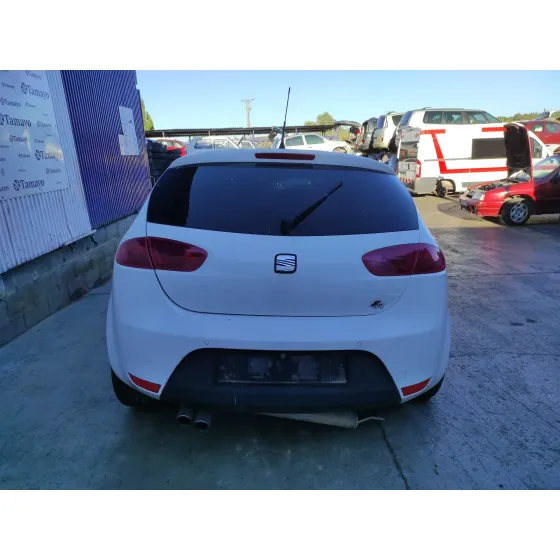 SEAT LEON (1P1) '2012 2.0 TDI BLANCO