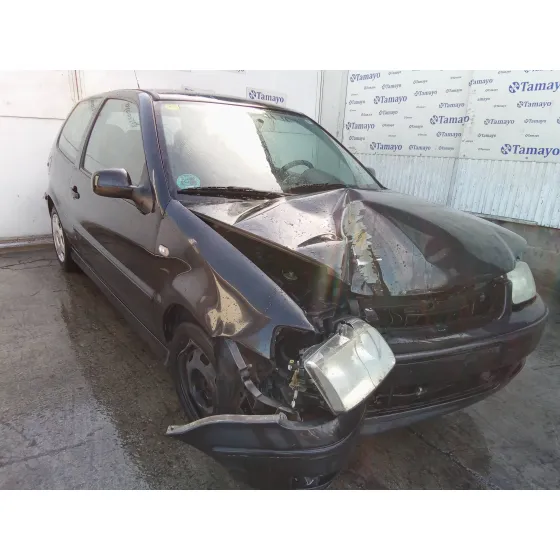 VOLKSWAGEN POLO BERLINA (6N2) '2000 1.4 NEGRO