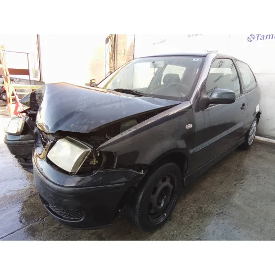 VOLKSWAGEN POLO BERLINA (6N2) '2000 1.4 NEGRO