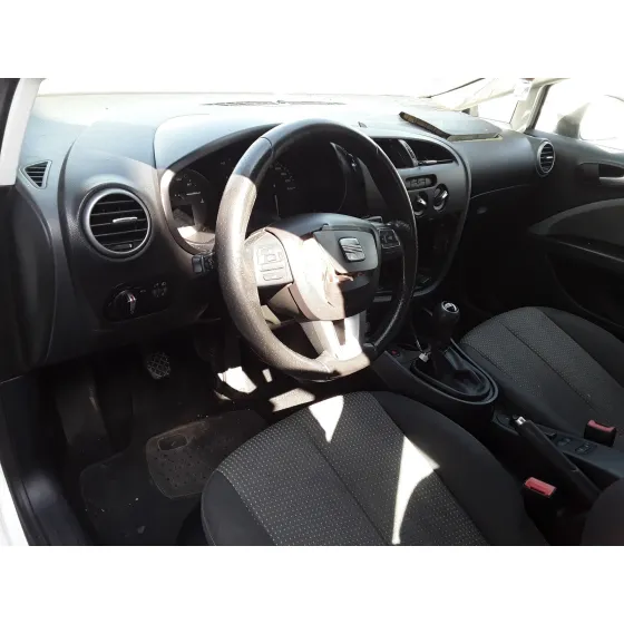 SEAT LEON (1P1) '2011 *