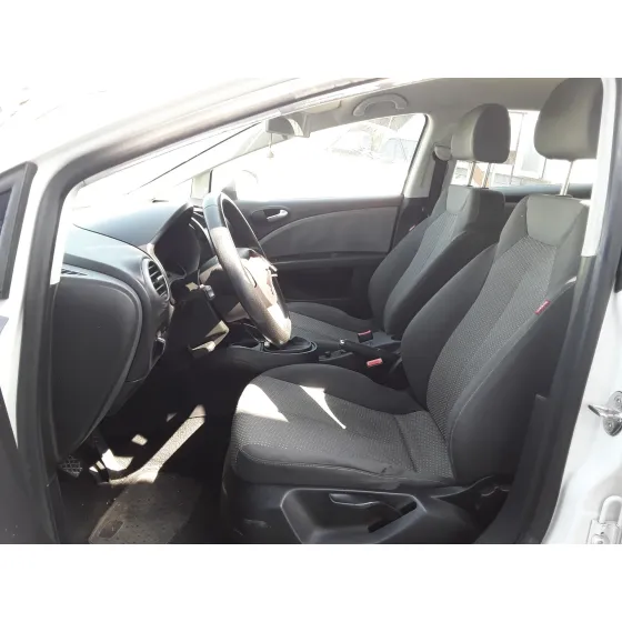 SEAT LEON (1P1) '2011 *