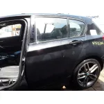BMW SERIE 1 LIM. (F20/F21) BMW SERIE 1 LIM. (F20/F21) '2015 2.0 16V TURBODIESEL NEGRO 2015