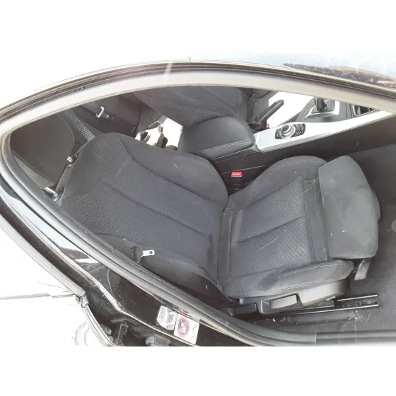 BMW SERIE 1 LIM. (F20/F21) '2015 2.0 16V TURBODIESEL NEGRO