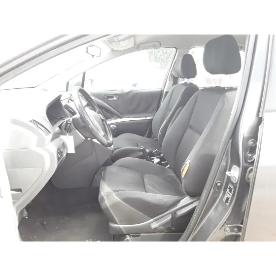 TOYOTA COROLLA VERSO (R1) '2007 *