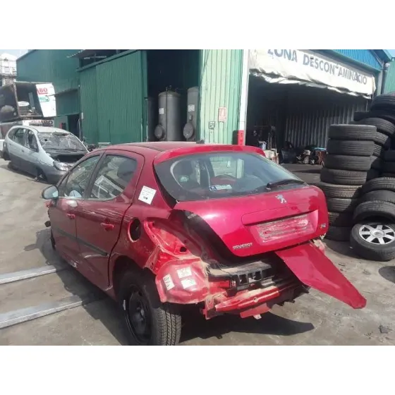 PEUGEOT 207 '2009 1.4 ROJO