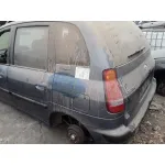HYUNDAI MATRIX (FC) HYUNDAI MATRIX (FC) '2002 1.6 CAT AZUL 2001