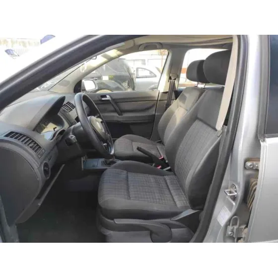 VOLKSWAGEN POLO (9N3) '2006 * PLATA