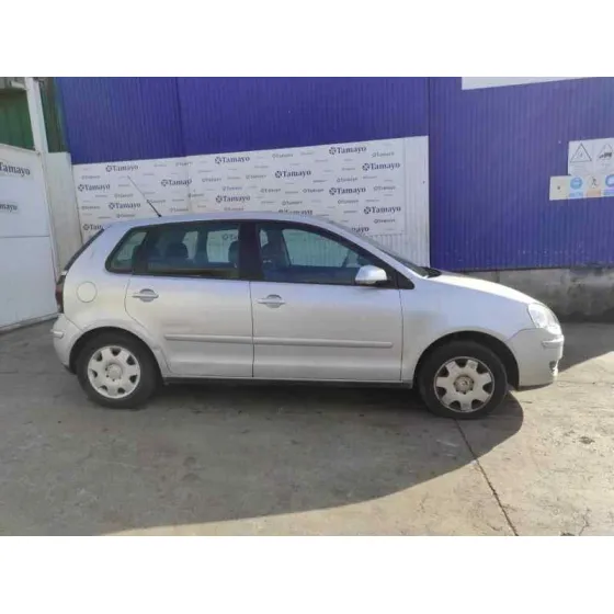 VOLKSWAGEN POLO (9N3) '2006 * PLATA