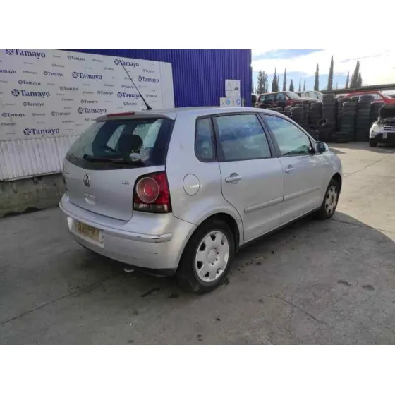 VOLKSWAGEN POLO (9N3) '2006 * PLATA
