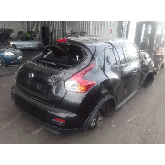 NISSAN JUKE (F15) '2011 KURO NEGRO
