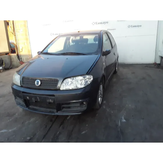 FIAT PUNTO BERLINA (188) '2004 1.4 NEGRO