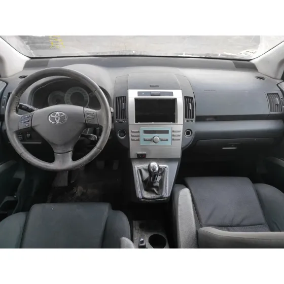 TOYOTA COROLLA VERSO (R1) '2005 1.8 16V CAT PLATA