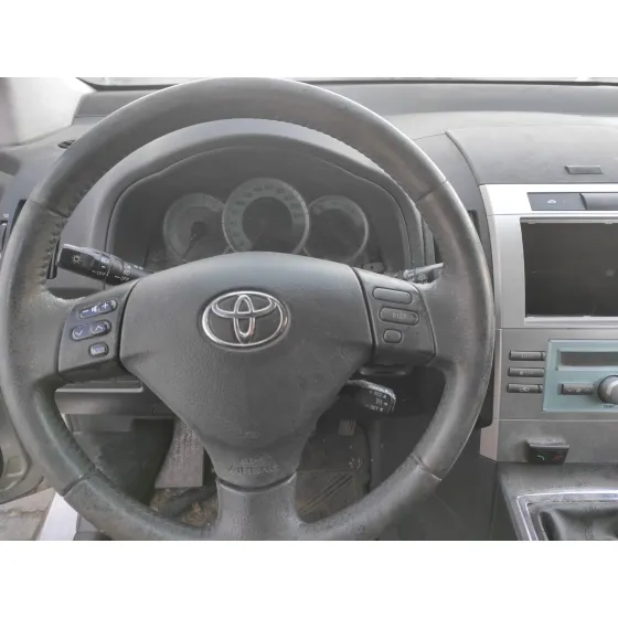 TOYOTA COROLLA VERSO (R1) '2005 1.8 16V CAT PLATA