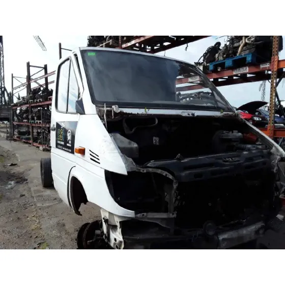 MERCEDES SPRINTER (W901,W904) CAJA CERR. '2004 * BLANCO