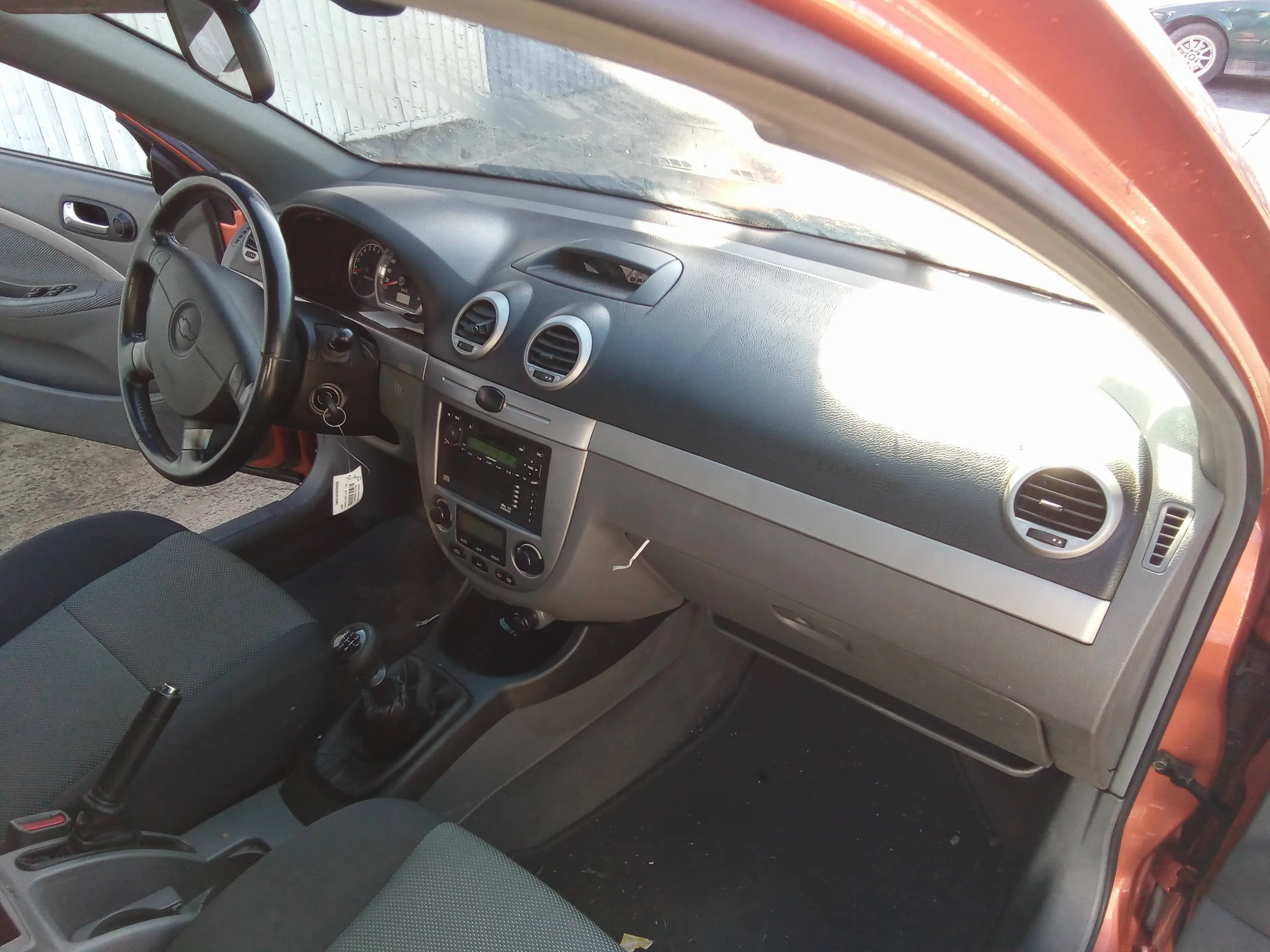 CHEVROLET LACETTI CHEVROLET LACETTI '2006 1.6 CAT NARANJA 2005