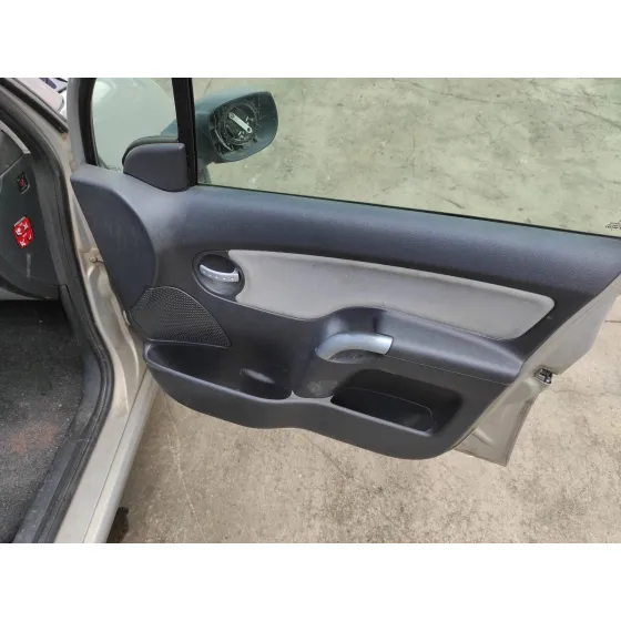 CITROEN C3 '2004 1.4 PLATA
