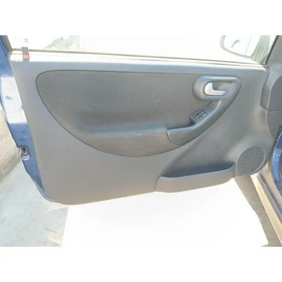 Opel CORSA C (X01) 2003