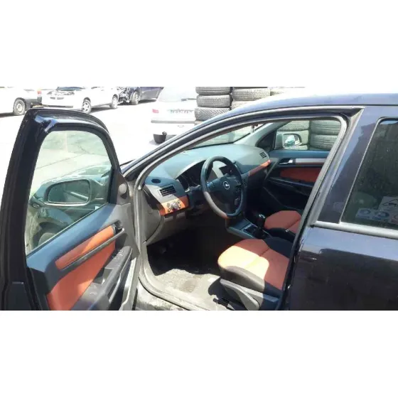 OPEL ASTRA H BERLINA '2004 1.7 16V CDTI NEGRO