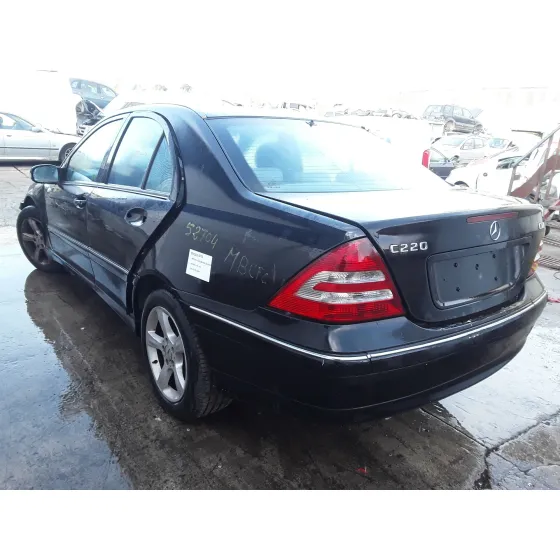 MERCEDES CLASE C (W203) BERLINA '2006 * NEGRO