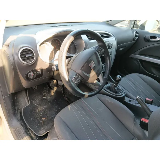 SEAT LEON (1P1) '2011 *