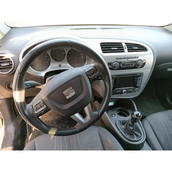 SEAT LEON (1P1) '2011 *