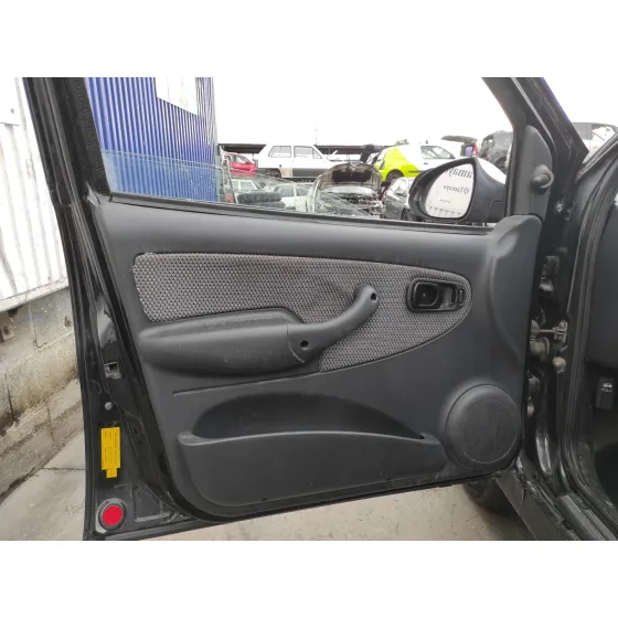 TATA INDICA '2007 B/TL01 NEGRO