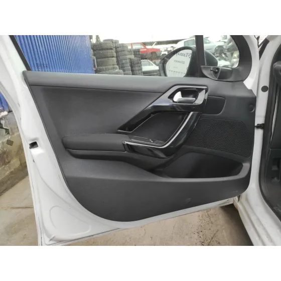 PEUGEOT 208 '2016 * BLANCO
