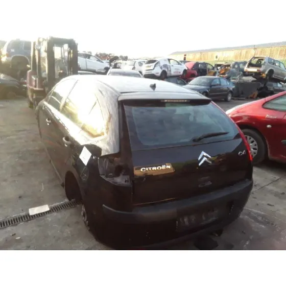 CITROEN C4 BERLINA '2008 1.6 16V HDI NEGRO