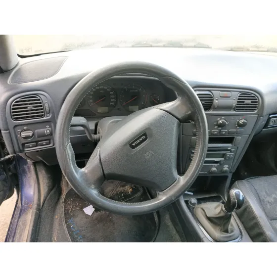 Volvo V40 STATION WAGON (645) 2000
