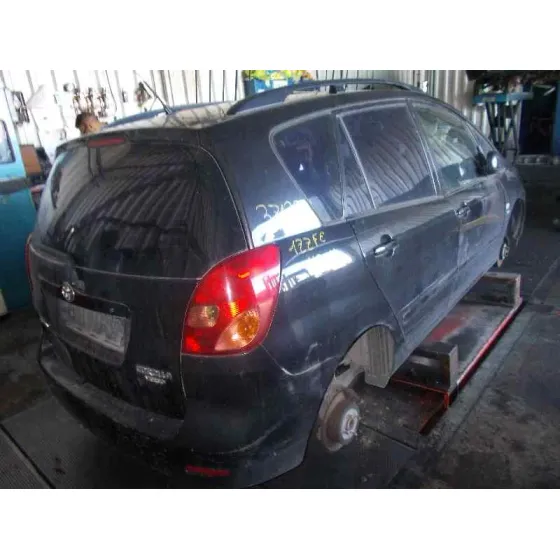 TOYOTA COROLLA VERSO (E12) '2002 1.8 16V CAT NEGRO