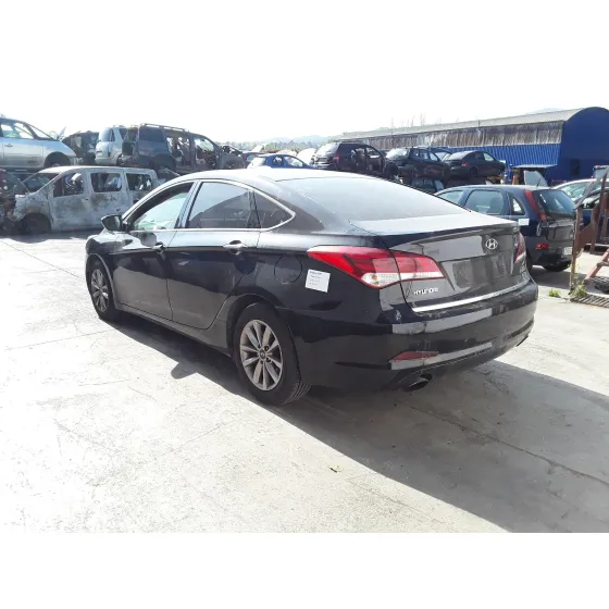 HYUNDAI I40 '2018 * NEGRO