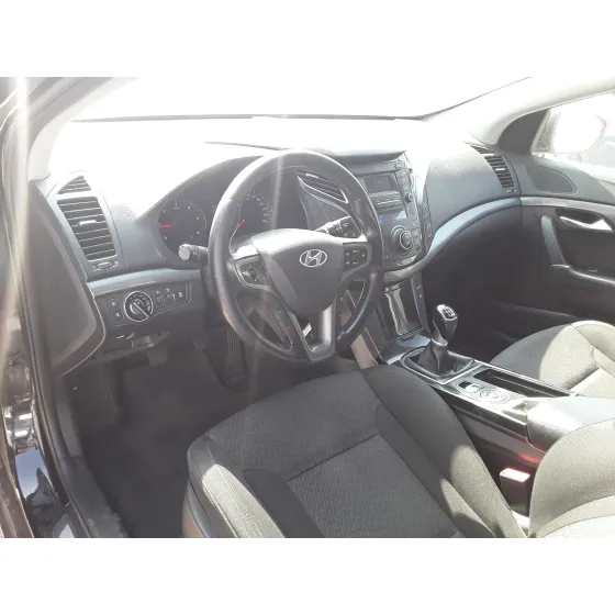 HYUNDAI I40 '2018 * NEGRO