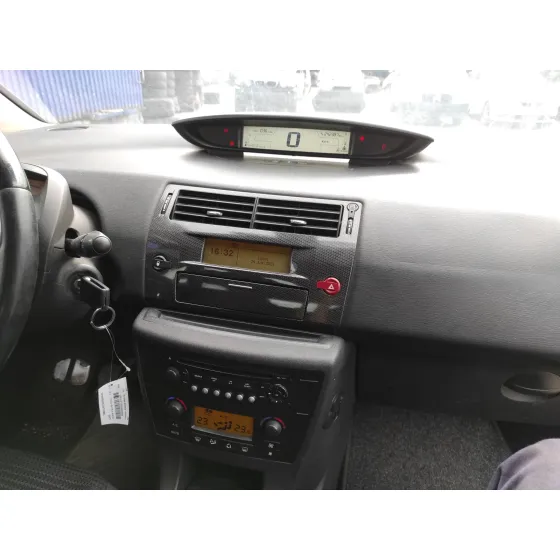 CITROEN C4 BERLINA '2006 VTR PLUS NEGRO