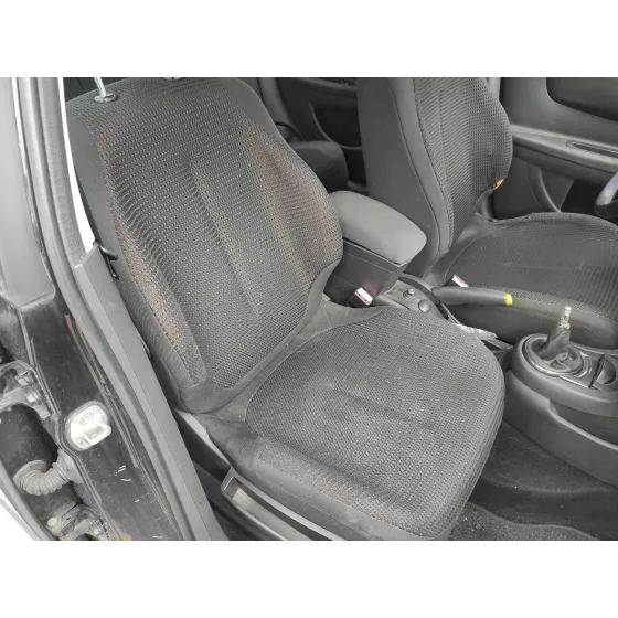 CITROEN C4 BERLINA '2006 VTR PLUS NEGRO