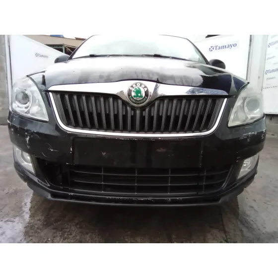 SKODA FABIA (5J2 ) '2012 1.6 TDI NEGRO