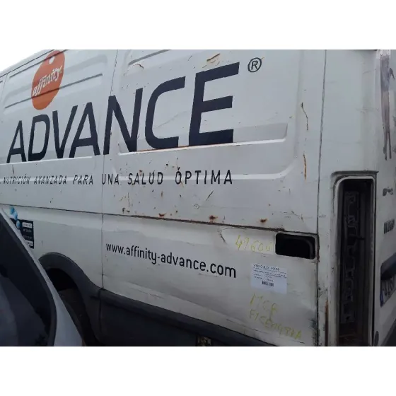 IVECO DAILY CAJA CERRADA (1999 =>) '2005 3.0 DIESEL CAT BLANCO