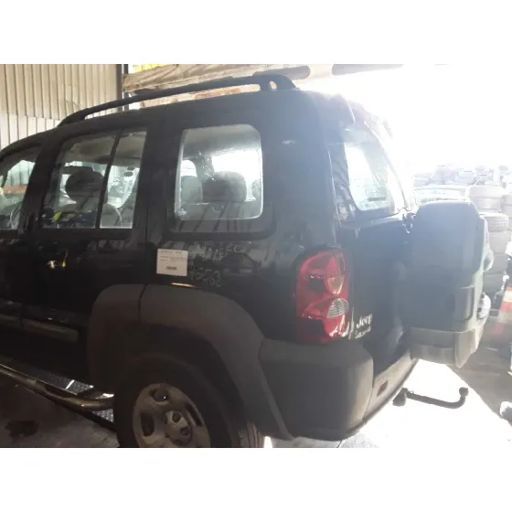 CHRYSLER JEEP CHEROKEE (KJ) '2003 2.5 CRD CAT NEGRO