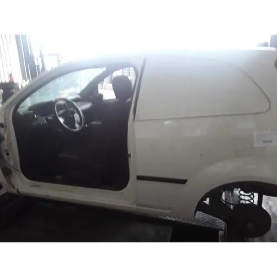 FORD FIESTA (CBK) '2005 1.4 TDCI CAT BLANCO