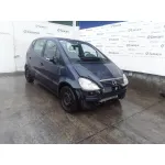 MERCEDES CLASE A (W168) '2004 1.4 CAT AZUL MARINO