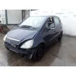 MERCEDES CLASE A (W168) '2004 1.4 CAT AZUL MARINO