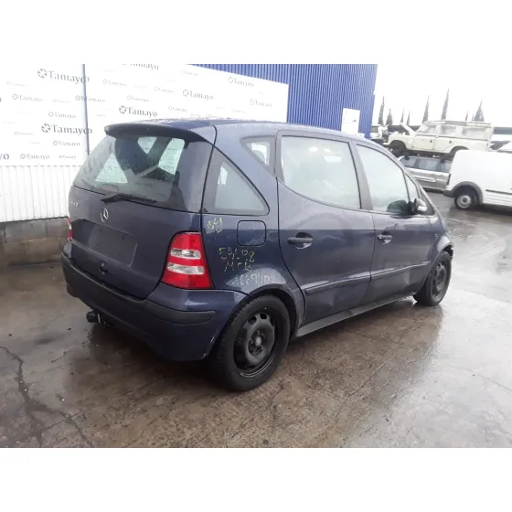 MERCEDES CLASE A (W168) '2004 1.4 CAT AZUL MARINO