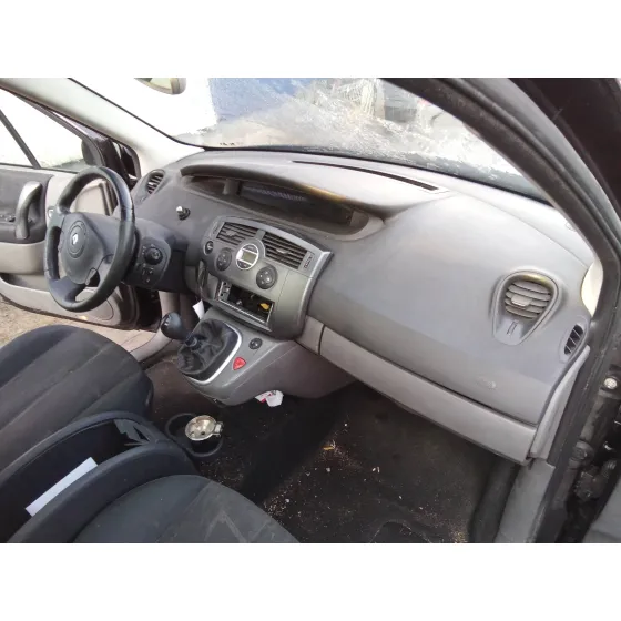 RENAULT SCENIC II '2005 GRAND SCENIC II NEGRO